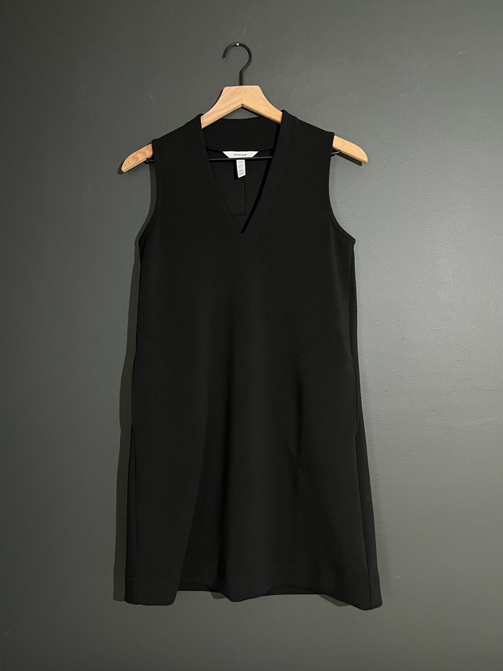SPANX AirEssentials Black V-Neck Mini Dress with Pockets Ultra Soft - Size XS